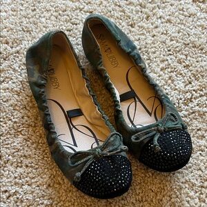 Sam & Libby Camouflage and Black Studded Flats Size 6.5